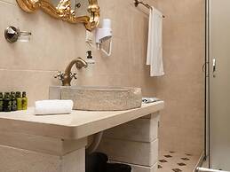 New Beautiful Complex With Villas and App, bBg Pool, Stunning Views, S