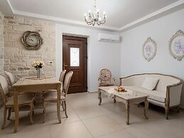 New Beautiful Complex With Villas and App, bBg Pool, Stunning Views, S