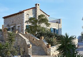 New Beautiful Complex With Villas and App, bBg Pool, Stunning Views, S