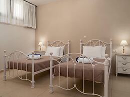 New Beautiful Complex With Villas and App, bBg Pool, Stunning Views, S