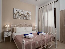 New Beautiful Complex With Villa's and App, Big Pool, Stunning Views, 