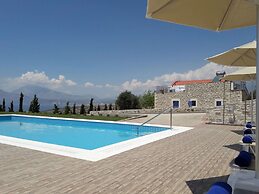 New Beautiful Complex With Villa's and App, Big Pool, Stunning Views, 
