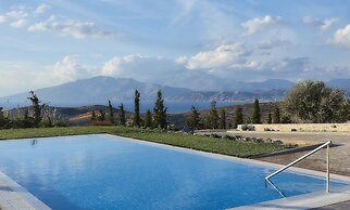 New Beautiful Complex With Villa's and App, Big Pool, Stunning Views, 