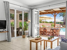 Villa Near Sisi With Private Pool