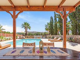 Villa Near Sisi With Private Pool