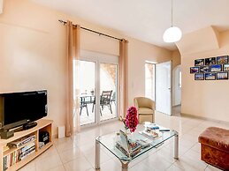 Luxury Villa in Kalamitsi Alexandrou