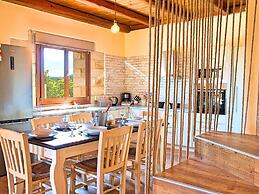 Luxurious Villa With Swimming Pool in Kavallos Greece