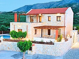 Luxurious Villa With Swimming Pool in Kavallos Greece