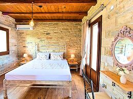 Luxurious Villa With Swimming Pool in Kavallos Greece