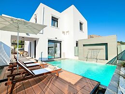 2 New Villas Next Each Other, Pool, Rent Separately or Together at Kou