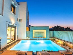 2 New Villas Next Each Other, Pool, Rent Separately or Together at Kou