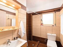 Modern Villa With Heated Swimming Pool in Georgioupoli Greece