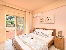 Modern Villa With Heated Swimming Pool in Georgioupoli Greece