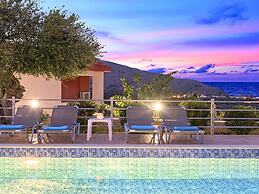 Modern Villa With Heated Swimming Pool in Georgioupoli Greece