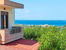 3 Villas Next to Each Other with Pool & Sea View