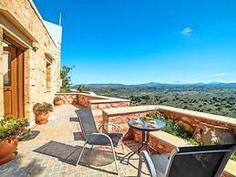 Venetian Mansion, 2 Separate Houses, Heated Pool in Kastellos, North-w