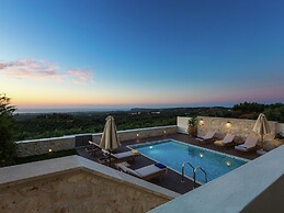 Novel Villa in Roupes with Private Pool near Arkadi Monastery