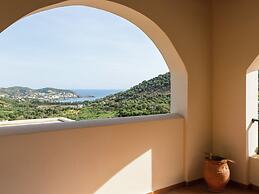 Hillside Villa in Bali With Private Pool