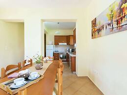 Villa on Hillside, Private Pool, Fantastic Views to bay of Bali and Mo