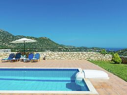 4 Indepent Villas in Bali With Pool and Seaview for Groups up to 28 Pe