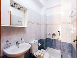 4 Indepent Villas in Bali With Pool and Seaview for Groups up to 28 Pe