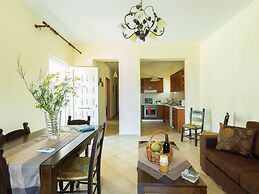 4 Indepent Villas in Bali With Pool and Seaview for Groups up to 28 Pe