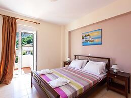 4 Indepent Villas in Bali With Pool and Seaview for Groups up to 28 Pe
