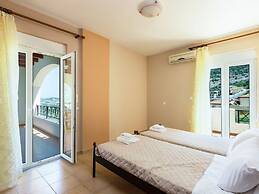 4 Indepent Villas in Bali With Pool and Seaview for Groups up to 28 Pe