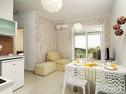 Peaceful Holiday Home in Agia Triada With Swimming Pool