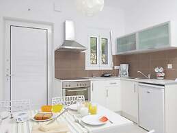 Peaceful Holiday Home in Agia Triada With Swimming Pool