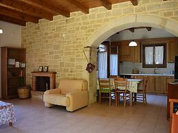 Beautiful Villa, Private Pool, Sleeps 6, Prines in Rethymnon, Crete NW