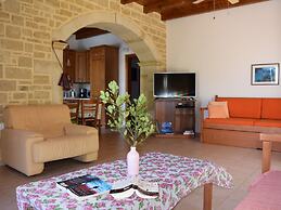 Beautiful Villa, Private Pool, Sleeps 6, Prines in Rethymnon, Crete NW