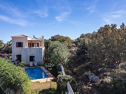 Beautiful Villa With Private Pool in Rethymnon NW