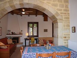 Beautiful Villa With Private Pool in Rethymnon NW