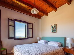 Beautiful Villa With Private Pool in Rethymnon NW