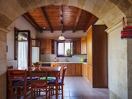 Beautiful Villa With Private Pool in Rethymnon NW