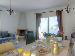 Spacious Villa in Arkadi with Swimming Pool near Sea