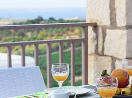 Spacious Villa in Arkadi with Swimming Pool near Sea