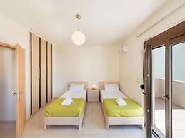 Villa in Rethimnon Crete With Private Pool