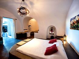 Extravagant Villa in Megalochori