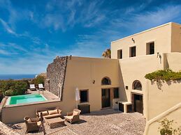 Extravagant Villa in Megalochori