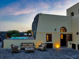 Extravagant Villa in Megalochori