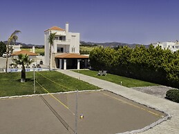 Villa on Island With Private Pool, Garde, Terrace, Parking