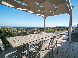 Luxury Villa Near Sea in Kalithies with Hot Tub