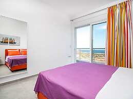 Luxury Villa Near Sea in Kalithies with Hot Tub