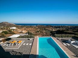 Luxury Villa Near Sea in Kalithies with Hot Tub