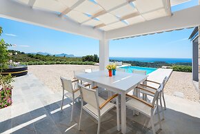 Beautiful new Luxury Villa in Rhodes