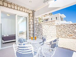 Villa in Kalythie With Pool