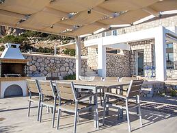 Villa in Kalythie With Pool