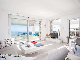 Villa in Kalythie With Pool